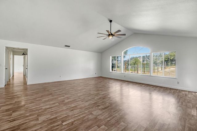 30833 Pennyroyal Lane, Prather, CA 93651