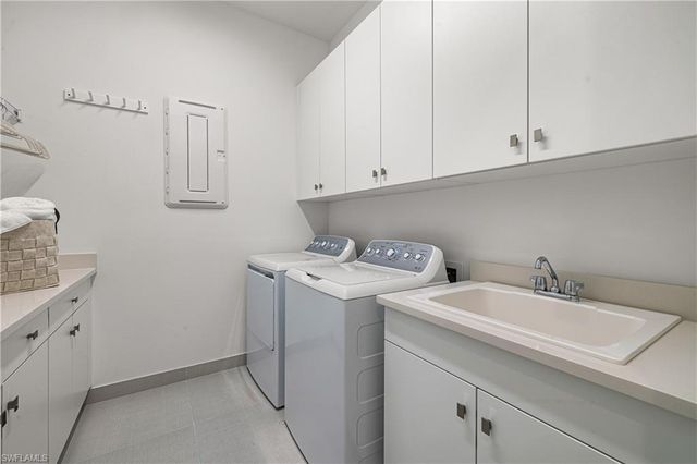 11974 Gardenia AVE, Naples, FL 34120