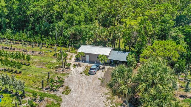 2587 E Rd, Loxahatchee, FL 33470