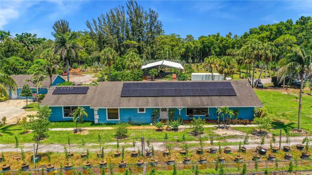 2587 E Rd, Loxahatchee, FL 33470