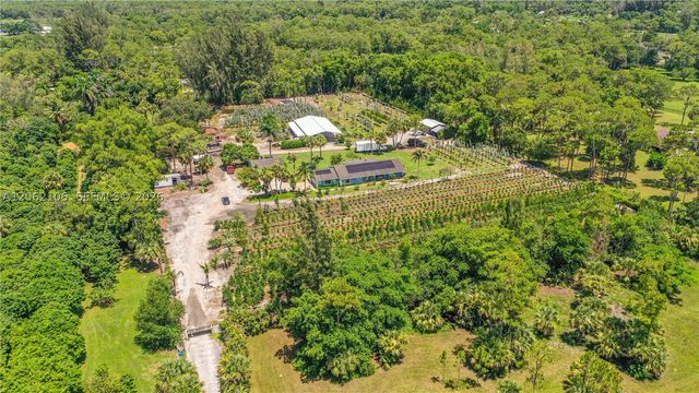2587 E Rd, Loxahatchee, FL 33470