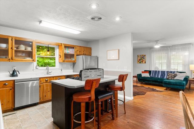 1178 Swan Bridge Road, Talking Rock, GA 30175