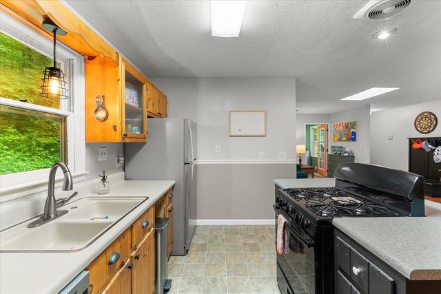 1178 Swan Bridge Road, Talking Rock, GA 30175