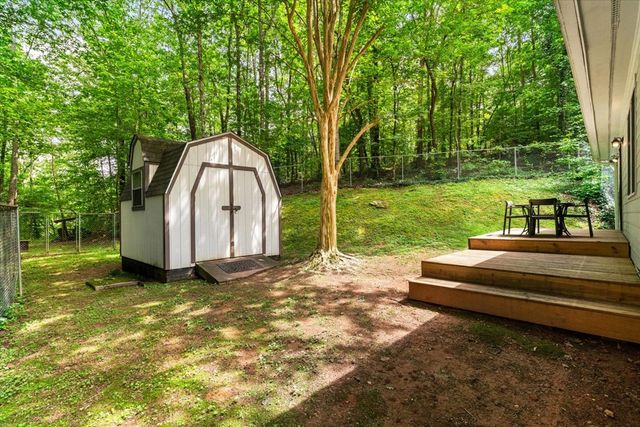 1178 Swan Bridge Road, Talking Rock, GA 30175