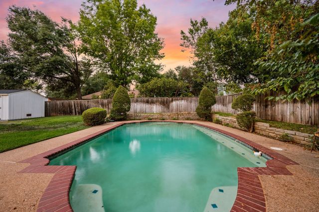 510 Anthony Drive, Euless, TX 76039