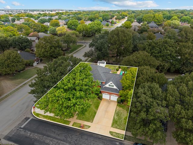 510 Anthony Drive, Euless, TX 76039