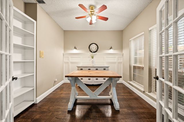 510 Anthony Drive, Euless, TX 76039