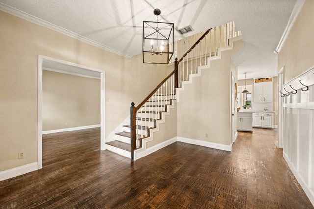 510 Anthony Drive, Euless, TX 76039