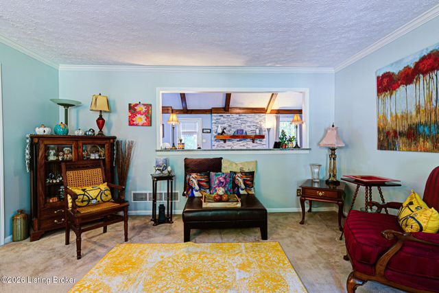 3612 Trail Ridge Rd, Louisville, KY 40241