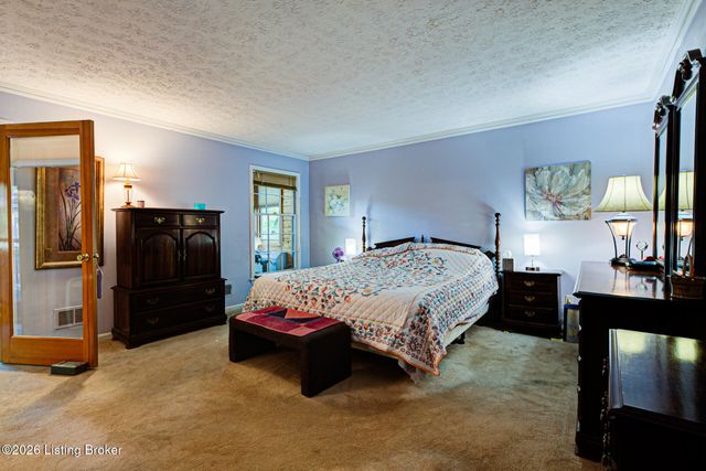 3612 Trail Ridge Rd, Louisville, KY 40241
