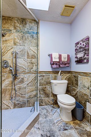3612 Trail Ridge Rd, Louisville, KY 40241