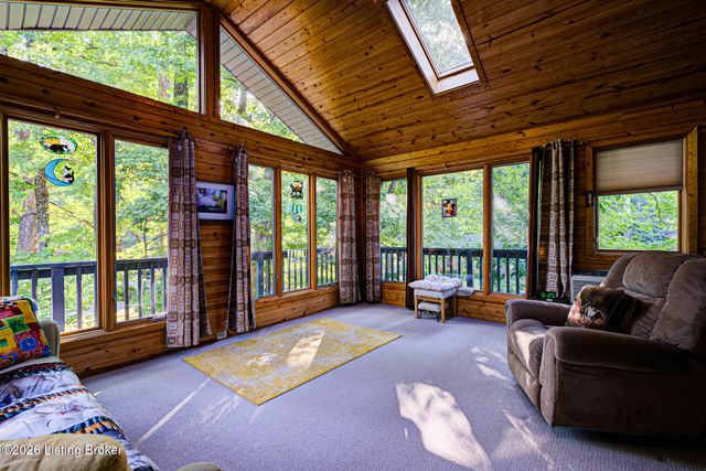 3612 Trail Ridge Rd, Louisville, KY 40241