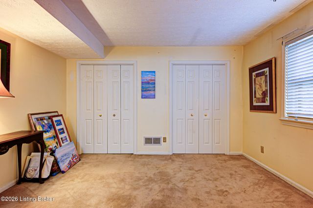 3612 Trail Ridge Rd, Louisville, KY 40241
