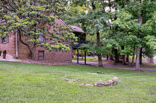 3612 Trail Ridge Rd, Louisville, KY 40241