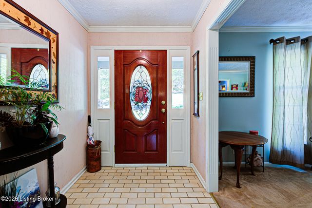 3612 Trail Ridge Rd, Louisville, KY 40241