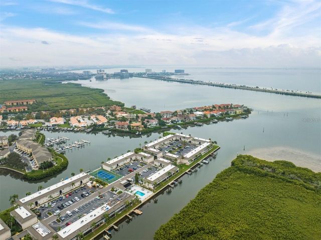 8822 BAY POINTE DRIVE 104, Tampa, FL 33615