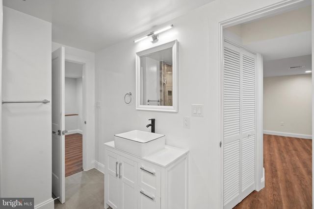 9300 OLD GEORGETOWN RD, Bethesda, MD 20814