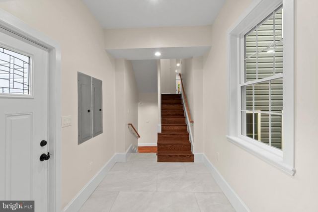 9300 OLD GEORGETOWN RD, Bethesda, MD 20814
