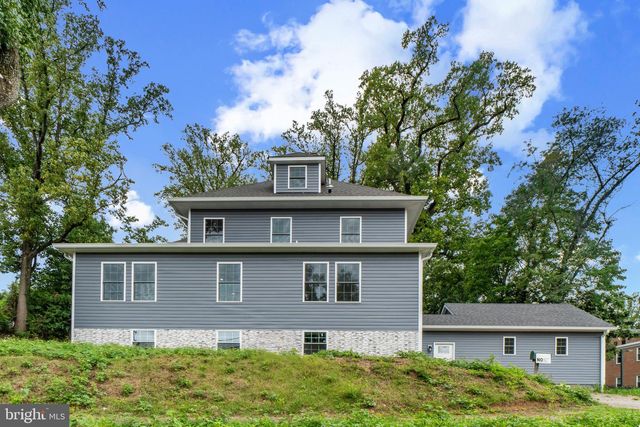 9300 OLD GEORGETOWN RD, Bethesda, MD 20814