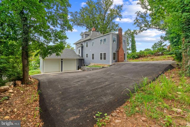 9300 OLD GEORGETOWN RD, Bethesda, MD 20814