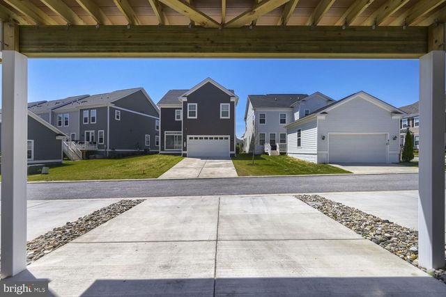622 BARNEHURST ST, Middle River, MD 21220