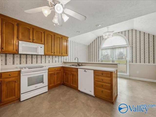 133 Tanglefoot Drive, Huntsville, AL 35811