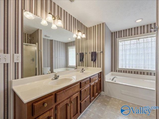 133 Tanglefoot Drive, Huntsville, AL 35811