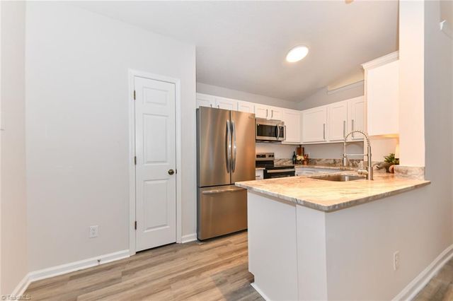 3638 Morris Farm Drive 3B, Greensboro, NC 27409