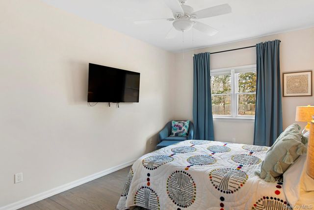 10 7th Street, East Hampton, NY 11937