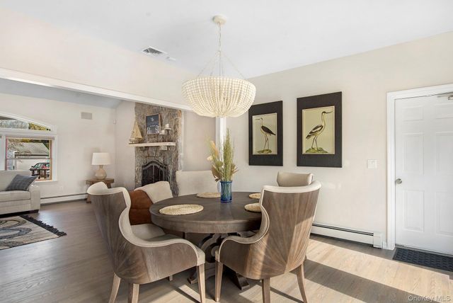 10 7th Street, East Hampton, NY 11937