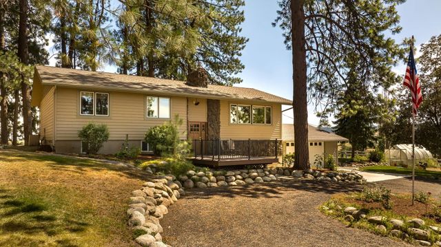 12504 N Fairview Rd, Mead, WA 99021