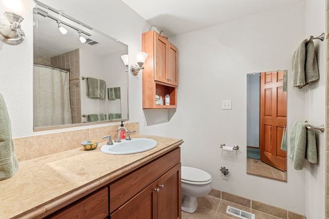 12504 N Fairview Rd, Mead, WA 99021