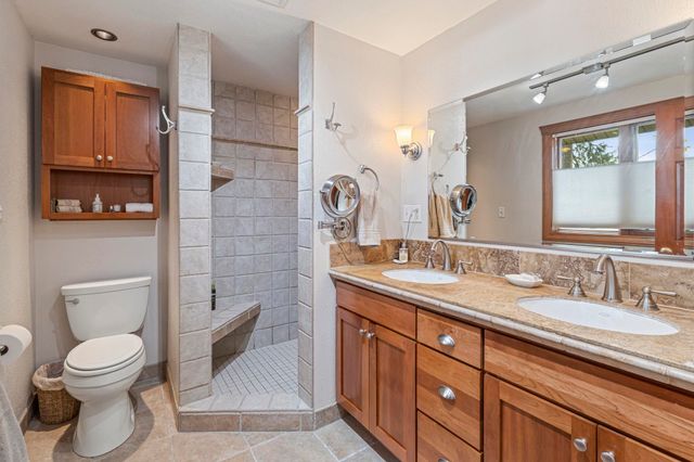 12504 N Fairview Rd, Mead, WA 99021