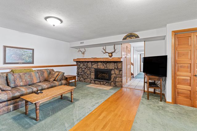 12504 N Fairview Rd, Mead, WA 99021