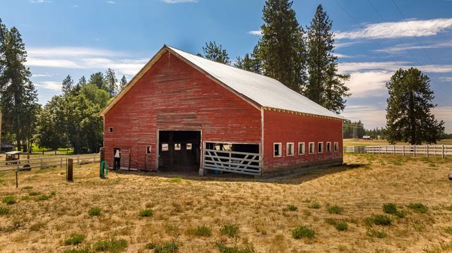 12504 N Fairview Rd, Mead, WA 99021