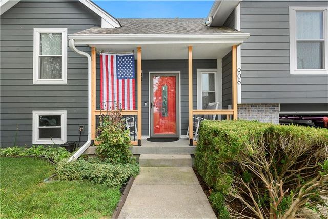 906 Fairview Circle, Pleasant Hill, MO 64080