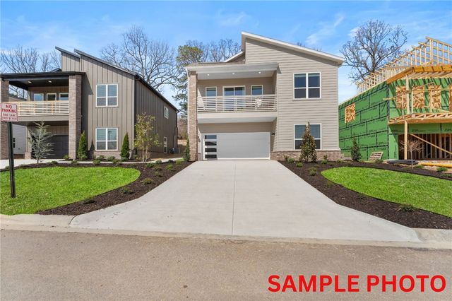 2970 N Old Wire Road, Fayetteville, AR 72703