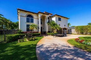 12071 SW 1st Street, Miami, FL 33184