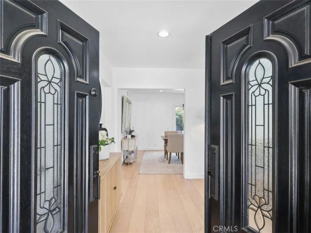 1143 Greenfield Street, Thousand Oaks, CA 91360