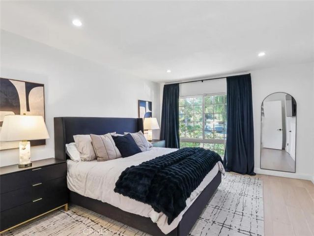 1143 Greenfield Street, Thousand Oaks, CA 91360