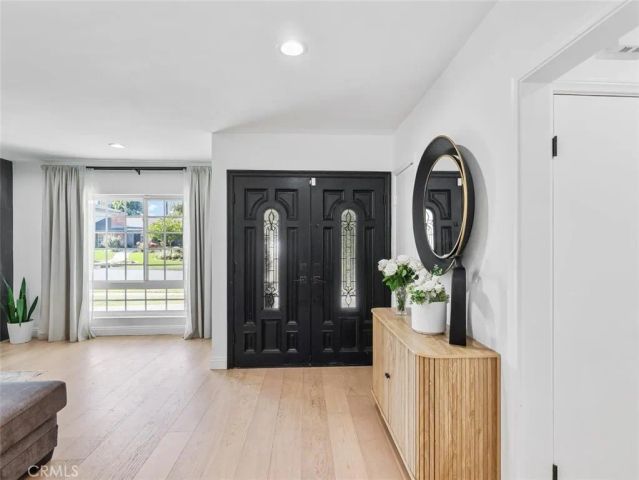 1143 Greenfield Street, Thousand Oaks, CA 91360