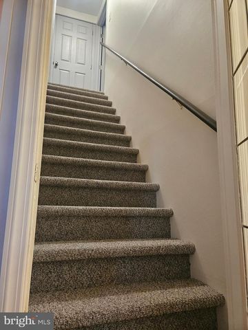 33 MAC KNIGHT DR, Pine Hill, NJ 08021