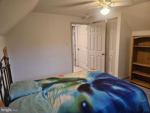 33 MAC KNIGHT DR, Pine Hill, NJ 08021