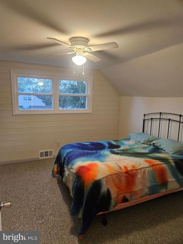 33 MAC KNIGHT DR, Pine Hill, NJ 08021