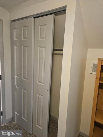 33 MAC KNIGHT DR, Pine Hill, NJ 08021