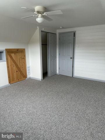 33 MAC KNIGHT DR, Pine Hill, NJ 08021