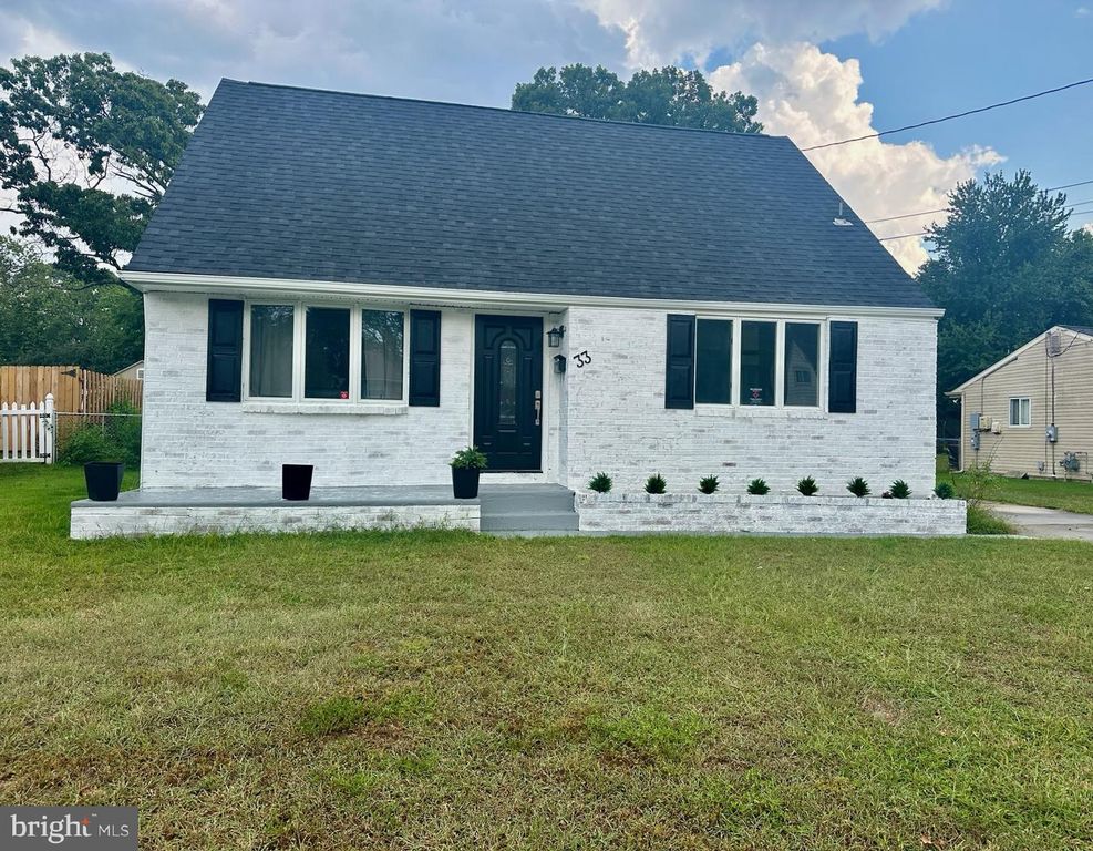 33 MAC KNIGHT DR, Pine Hill, NJ 08021