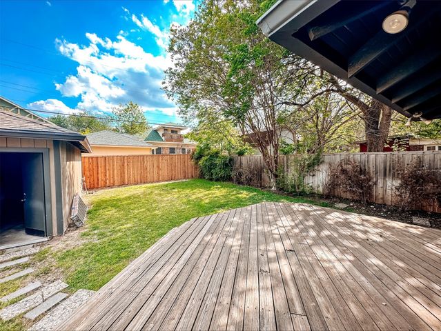 2333 Irwin Street, Fort Worth, TX 76110