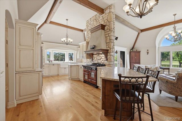 9095 S Saginaw Road 8, Grand Blanc Charter Township, MI 48439