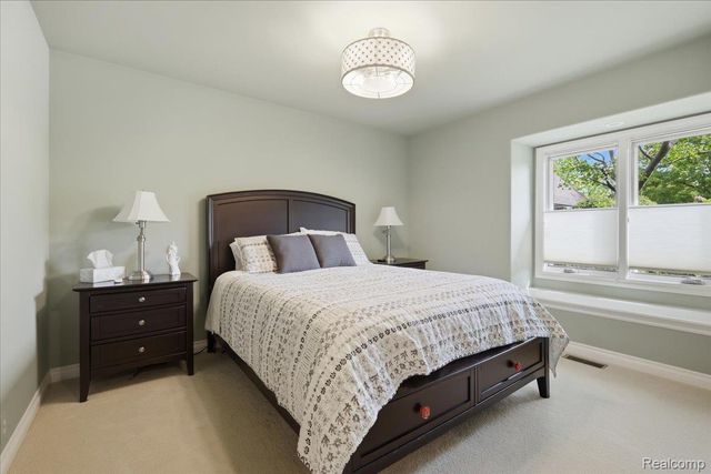 9095 S Saginaw Road 8, Grand Blanc Charter Township, MI 48439
